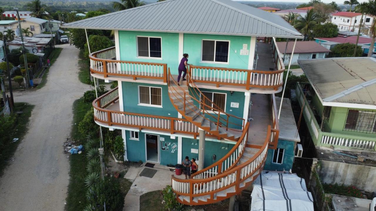 Hilltop Horizon Guesthouse San Ignacio Bagian luar foto